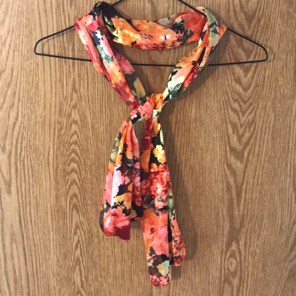 Accessories - Floral print scarf